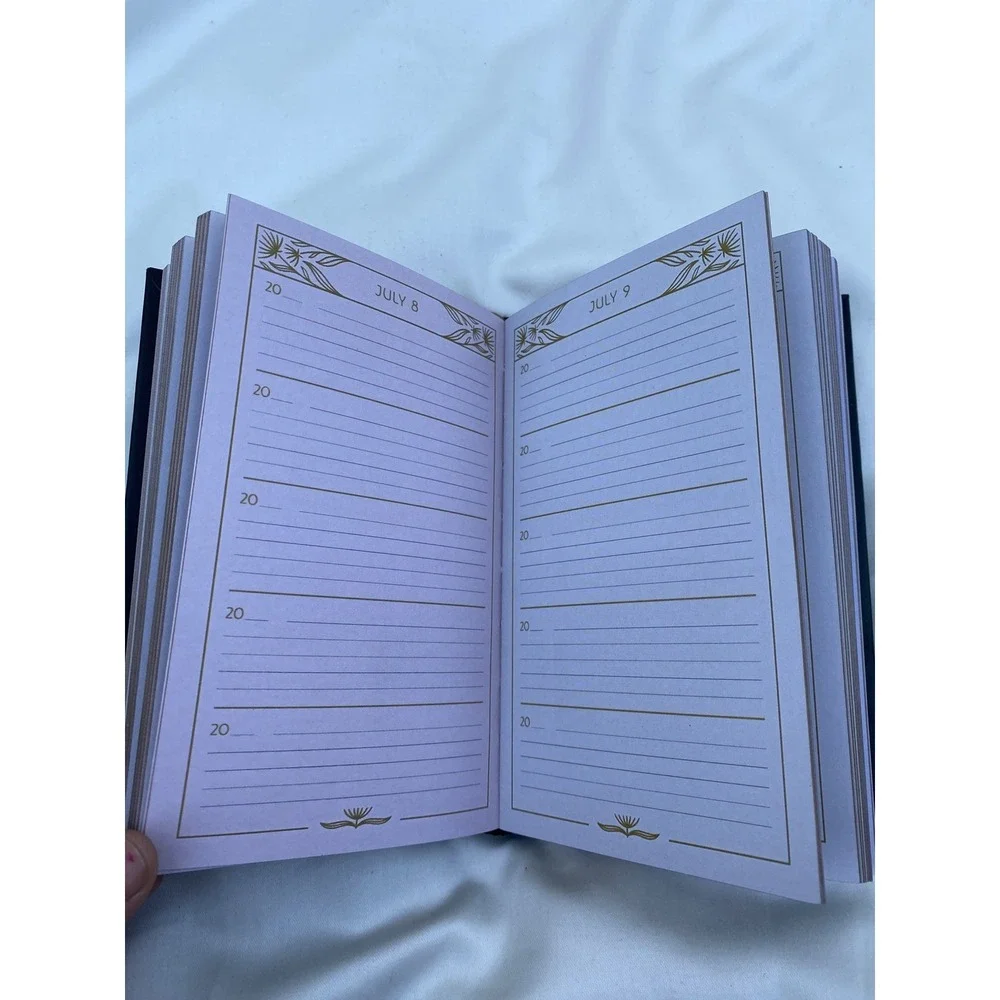 One Line a Day: A Five-Year Memory Book - Chronicle Books Journal